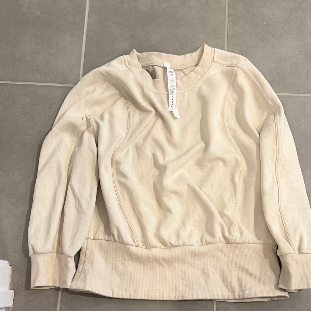 Lululemon sweatshirt